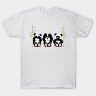 See no evil, hear no evil, speak no evil pandas T-Shirt